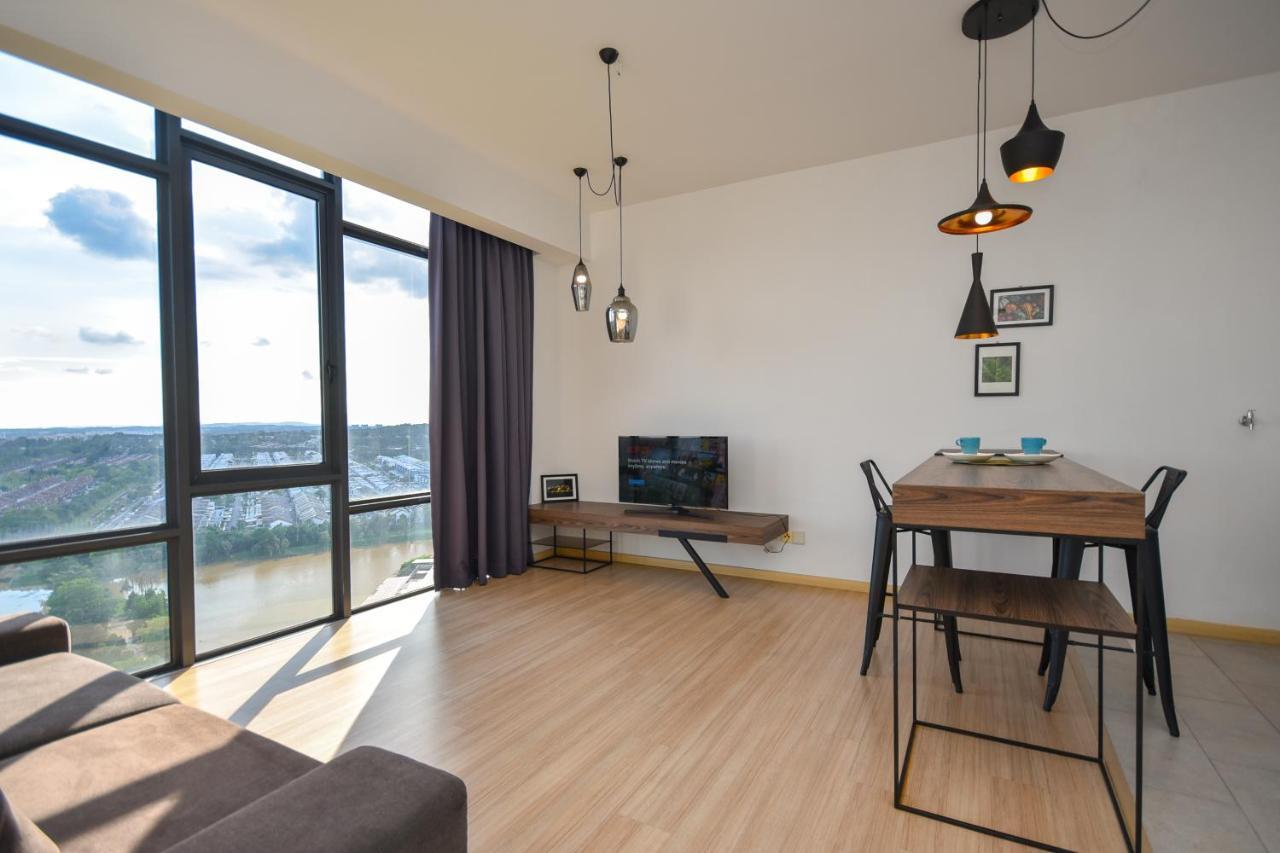 Cube 8Teens By Nest Home Johor Bahru Exterior photo