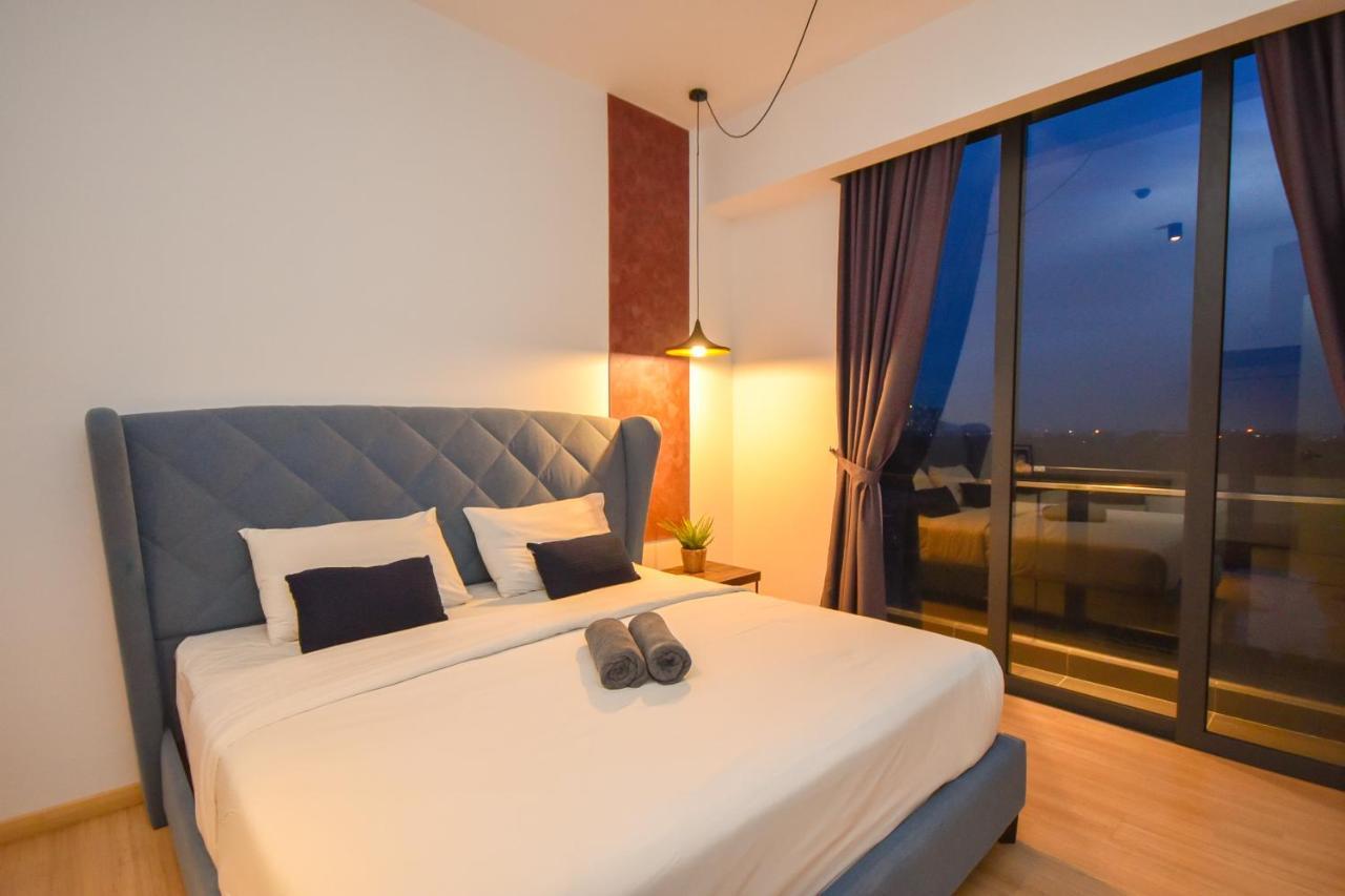 Cube 8Teens By Nest Home Johor Bahru Exterior photo